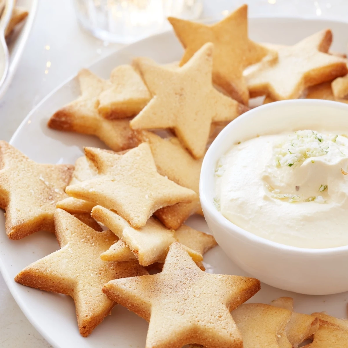 Star-Shaped Crackers with Dip